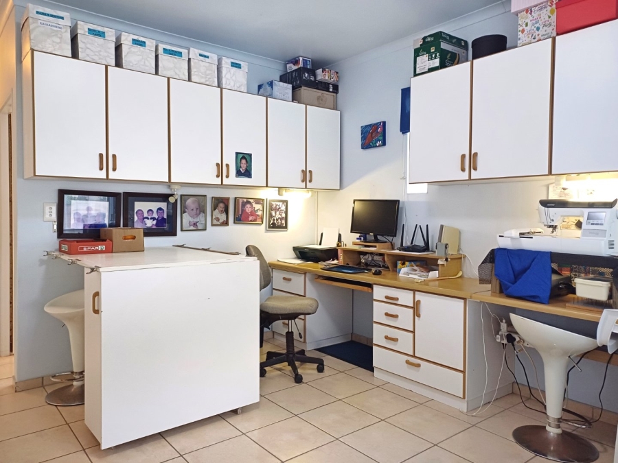 4 Bedroom Property for Sale in Hersham Western Cape